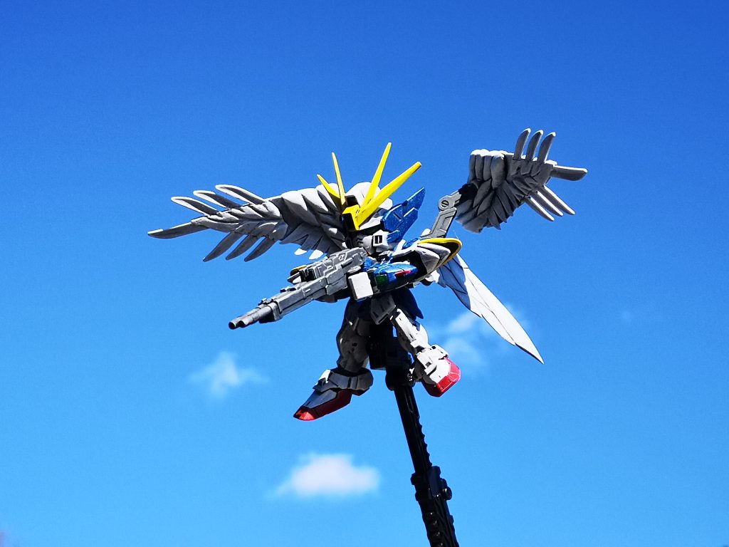 SDEXシリーズ、値段の割にだいぶ楽しめました。SDにしかない魅力ってのもありますしねウイング系だと他にデスサイズヘルカスタムとウイングゼロがあるので作ってみたいです・・・と、作りたいものがどんどん増えて困ったもんだ(;´д`)トホホ