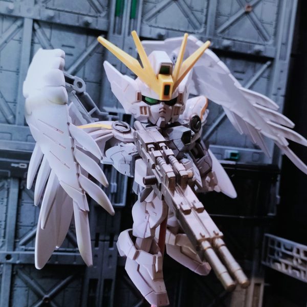 Wガンダムスノーホワイト