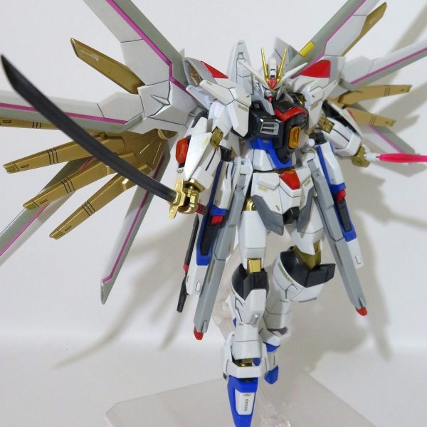 HGCE マイティーストライクフリーダムガンダム