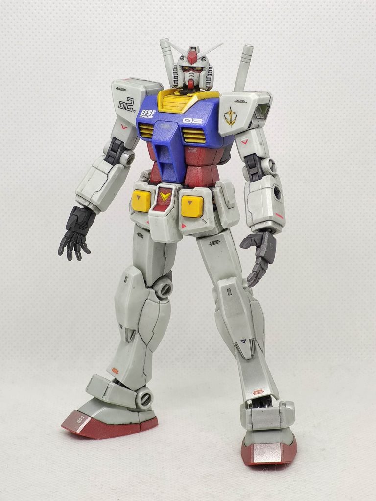 スミ入れウエザリング、デカール貼り後、艶消しでオーバーコート。艶消しでコートしてもメタリック風な感じは残ります。