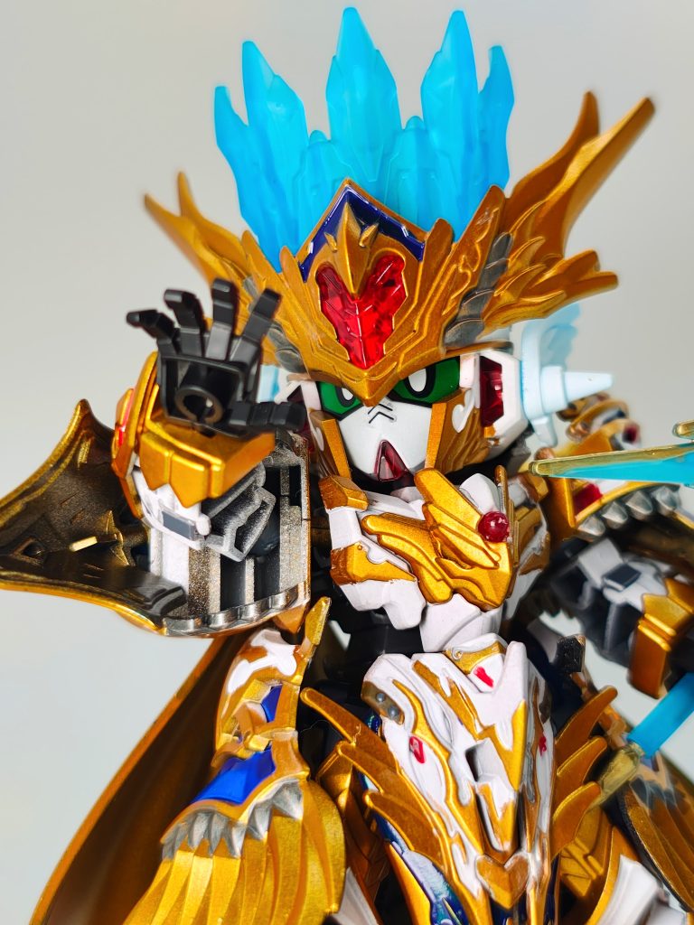 リアル頭身の合間だったので、肉抜きは埋めず、色塗りに注力しました。つや消しクリアを吹いたクリアパーツは発光しているような、いい感じになってくれました。