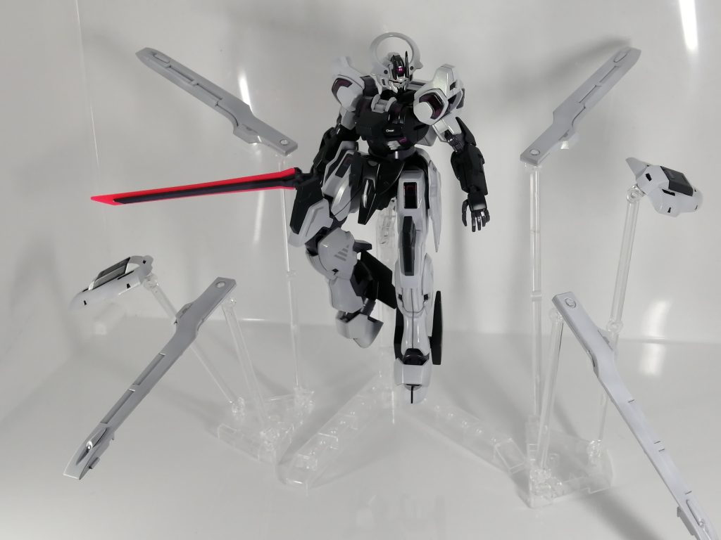 ガーディアン展開。ウェポンディスプレイはこのために買いました!