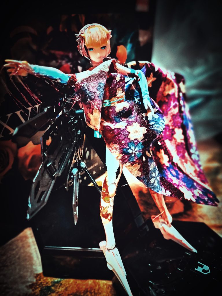 「ハマーン様、どうされたのですか？ 」『どうされただと？ 』