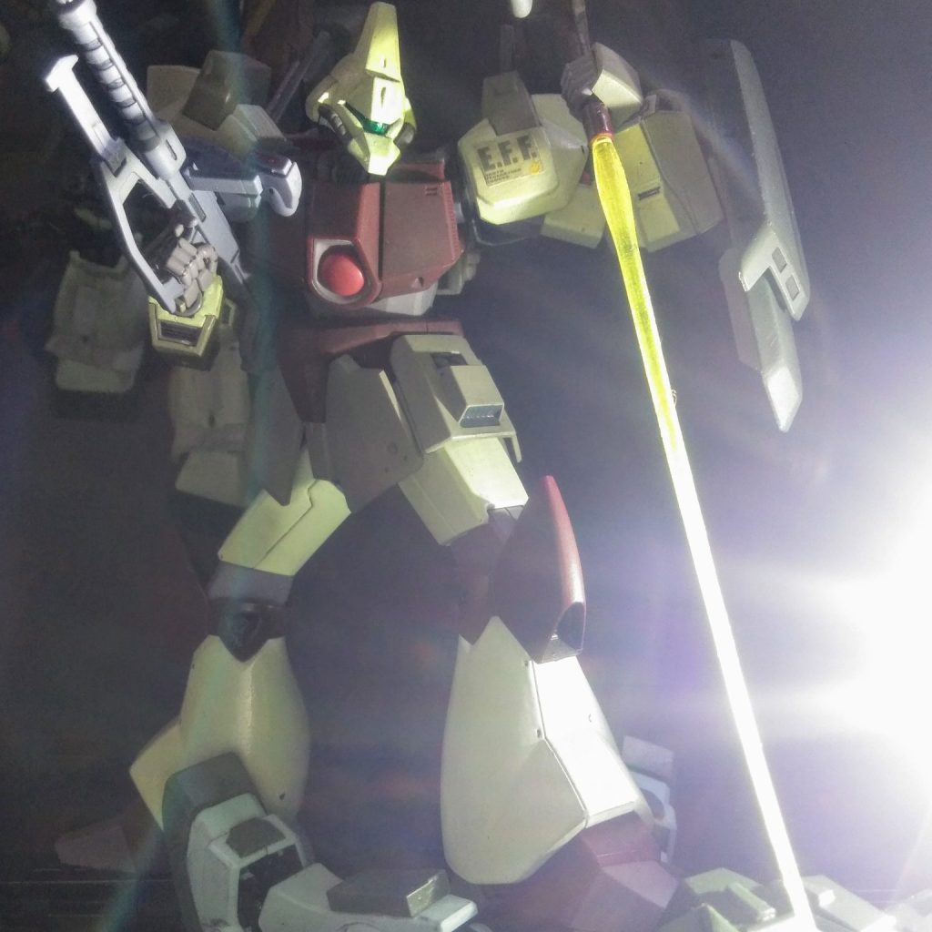 ガルバルディ β 《サイコマァ・クツゥカ・エナイ 少尉搭乗機》 ζ
