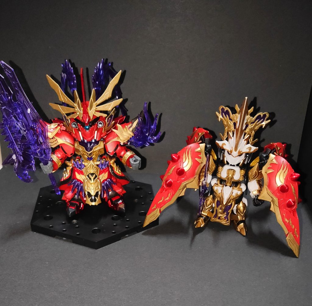 相棒の貂蝉クシャトリヤと。この二体はアニメでもかっこよかった悪役だけど、戦いを生き抜いた二人...っていうまさに呂布と貂蝉...この2人はある意味自由ですよね。周囲に囚われないかっこよさがある。 呂布シナンジュ結構えげつないけど、付き従うクシャトリヤに泣けました😭