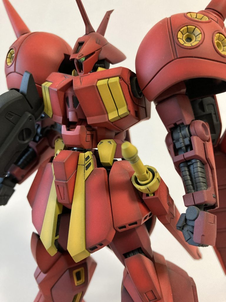 せっかくめちゃくちゃカッコ良い機体なのにパイロットに恵まれずに悲惨な扱いを受けてしまった不運のMS…