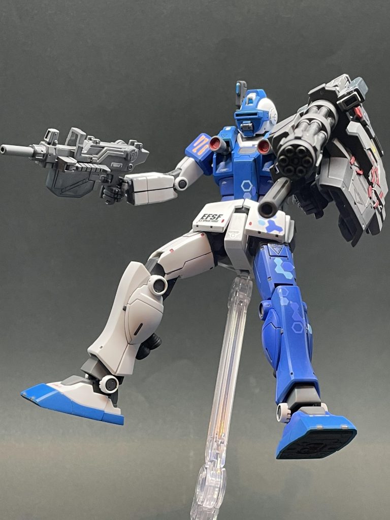 ガトリングぶっ放しながら、真っ先に敵陣に降下