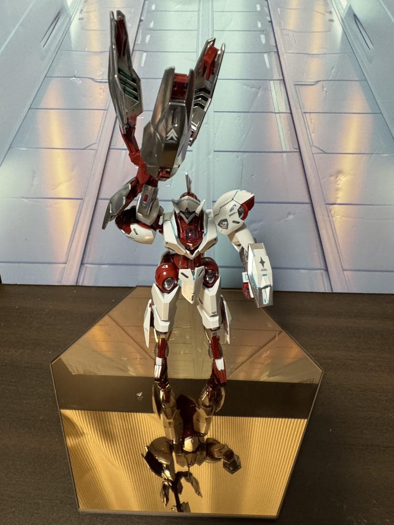 実は、、右手の武器を作っていて、次に作りたいミカエリスが浮かんできました。急がずに作りたいと思います。