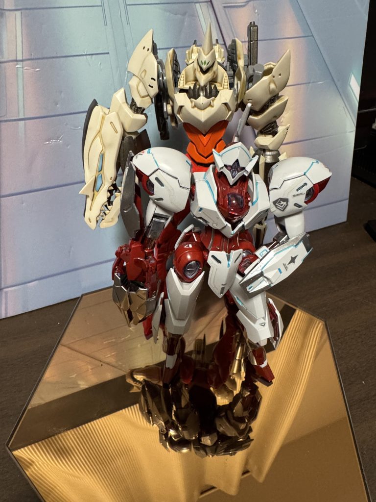 片手にロマン武器があるのが大好物なんです。