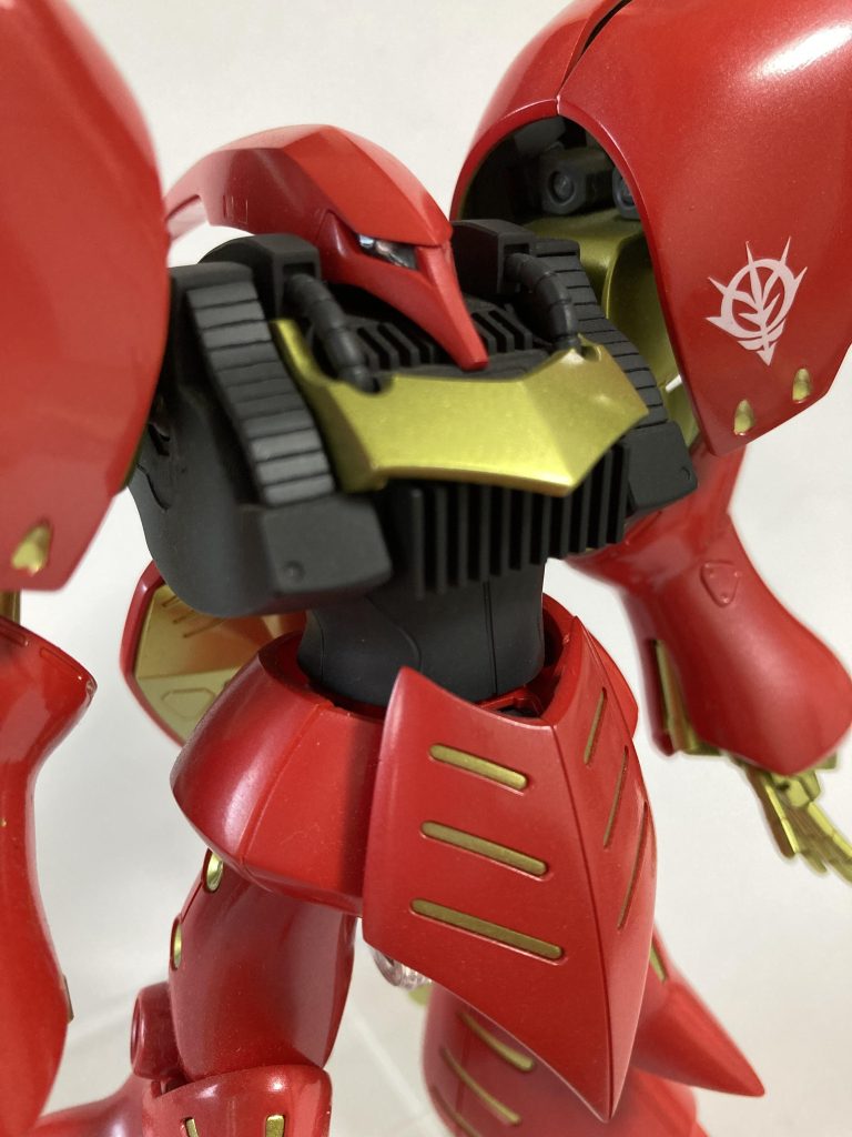 透明なモノアイカバー自作目はHアイズです