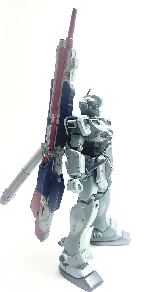 以上、妄想設定に基づく機体の説明でしたが、実はこのジムは2年前に仮組したまま行方不明になっていたものを最近発掘しチョイと手を加えて作成しました。