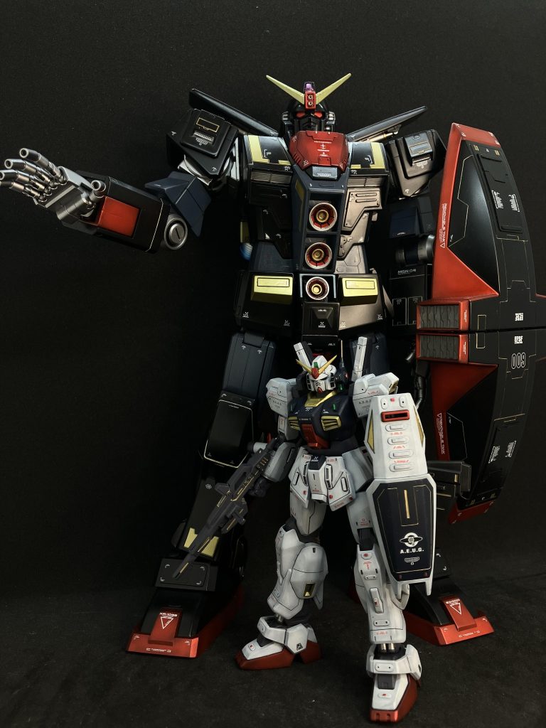 以前、作ったサイコガンダムと一緒に飾りたくてガンダムMk-Ⅱを途中まで作っていましたけど、制作意欲がなくなり、しばらく放置していました。