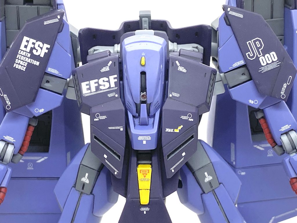 デカールはガンダムデカールのMGクロスボーンガンダムX2とZガンダム、シナンジュ・スタイン(全てVer.Ka)をメインにスジボリ堂のロボデカールなども使いカトキ風にしています。