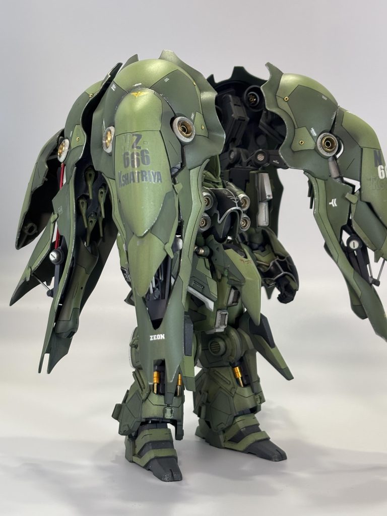 白を背景に撮影…こっちの方がグラデがちゃんと出てるかなぁ…💦こっちの背景で撮れば良かったかも…💦