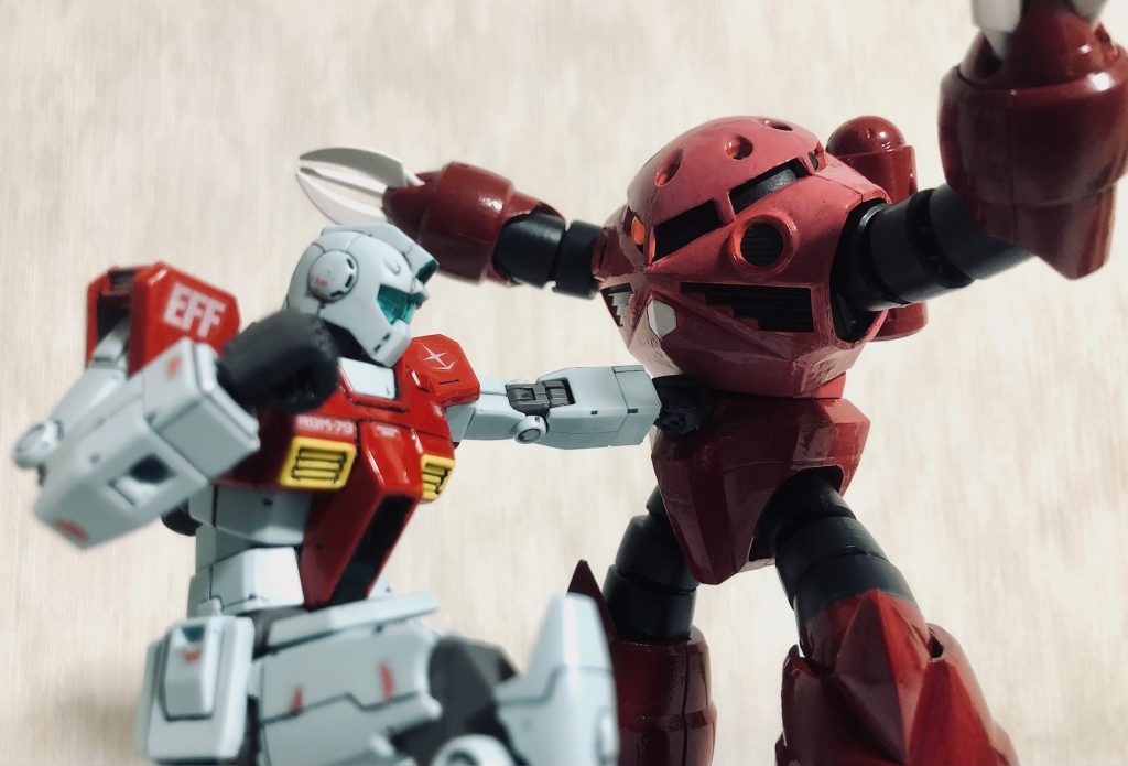 ジャブローに散らずの元ネタは徳光康之先生の「ドム専門学校」です。先日ちょうどオリジンジムが手に入ったので、これをやってみました(笑)。