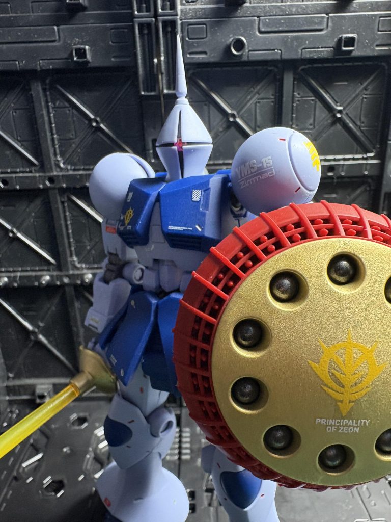 モノアイはいつも使っているダイソーのデコシール。お気に入りです。