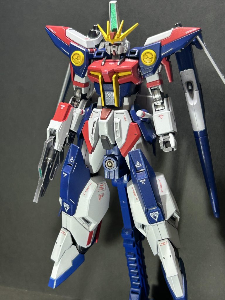 斜め前から。エアブラシでの全塗装、一部筆塗りで部分塗装、一部墨入れ、デカール貼りをしています。