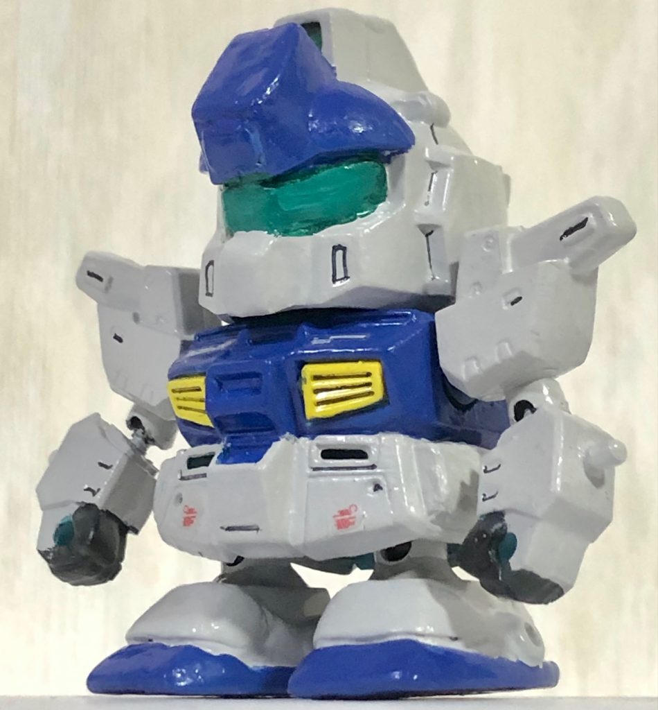 このキットは5年前に武者頑駄無と農丸のフル可動計画のテストベッドになっており、腕と足の可動をボールジョイント化してます。要するにコイツのおかげで武者と農丸にボールジョイントを仕込む事ができたのです！！足は農丸の足を使用。改造したまでは良かったのですが、すぐに武者頑駄無達の制作に取り掛かってしまい、それっきり5年間放置しておりました。