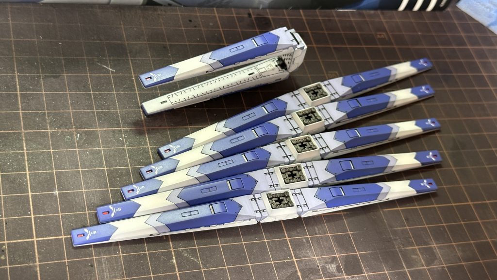 ファンネルのゲートとヒケ処理、グラデーションの合わせ方に四苦八苦しました