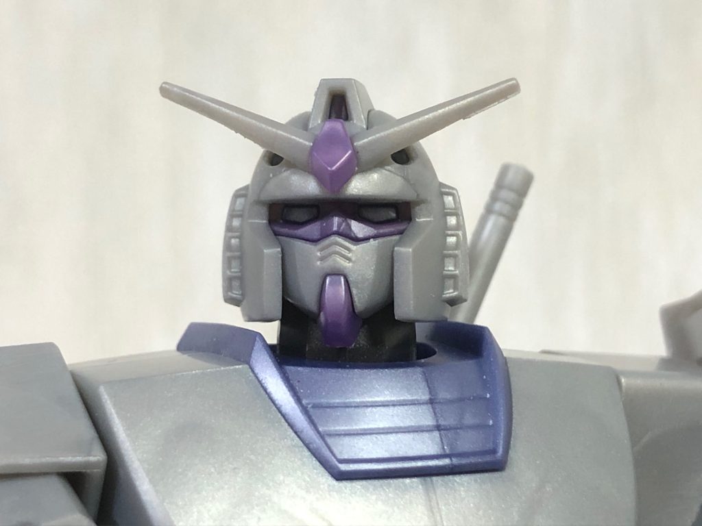 バストアップ。目がバイオレットなので、若干分かりにくいです。