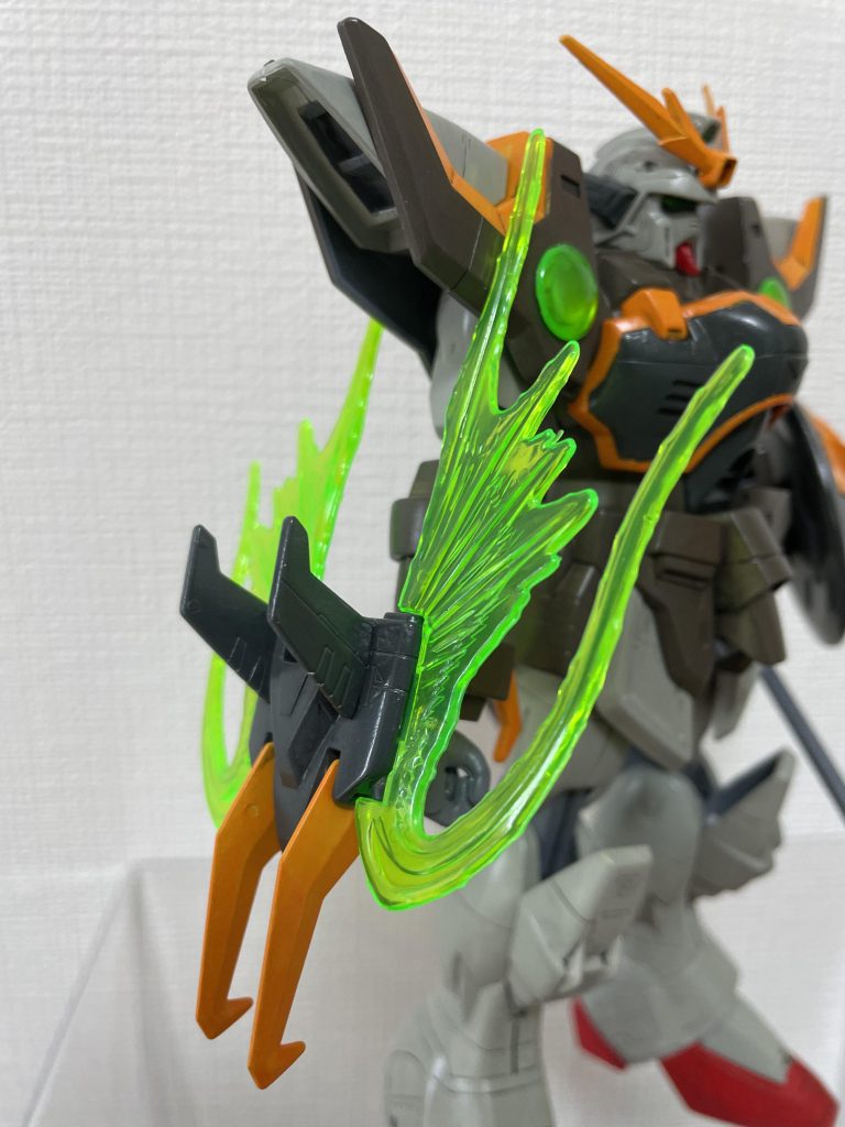 この頃のキットは、クリアパーツが豪華でした。