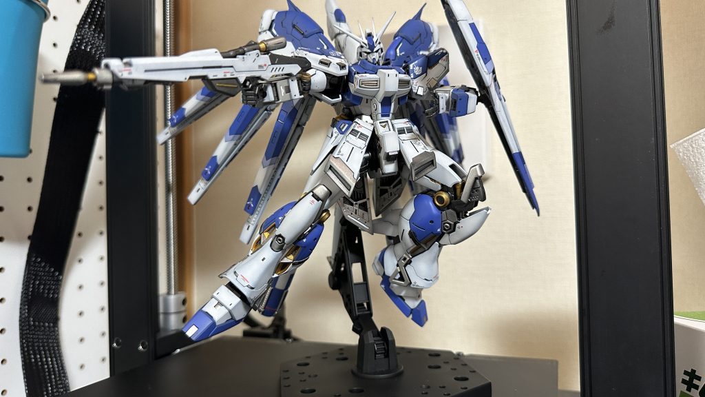 このディテールとクオリティでめっちゃ稼働するの、控えめに言ってバンダイヤバすぎる。組み上げたの半年前ですが、未だな眺めてはニヤニヤしめさてます笑