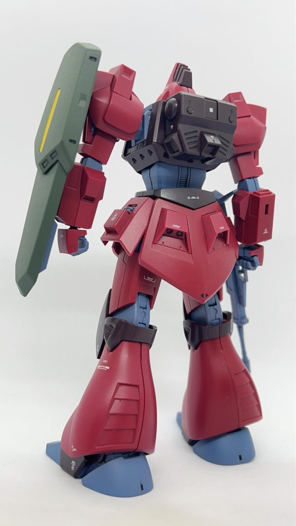 不要な装備を取り払ったかのようです。