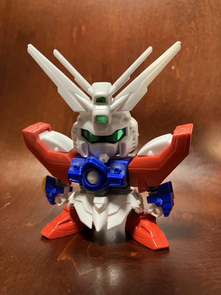 足の取り付け位置変えるだけで、相当化けるキットです。