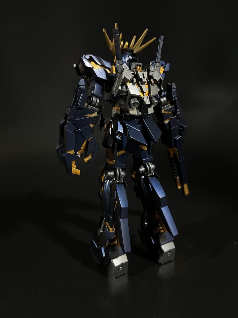 バックショットMGのバンシィも並行で作っているので、次はサイコフレームを光らせたい！