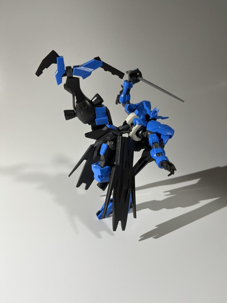 素組です片足で自立できるのすごい