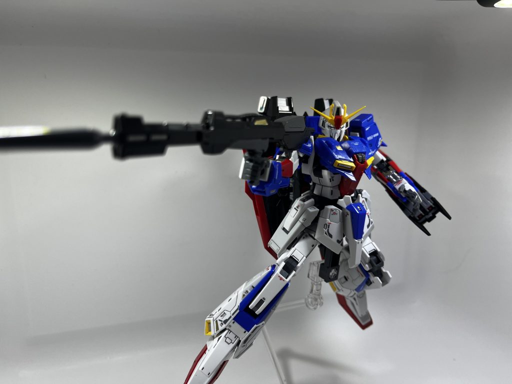 組上がればめちゃくちゃかっこいい!!大変だったけど!!!!!!!スミ入れとデカール、つや消し吹いてフィニッシュです。いやほんとかっこいい。