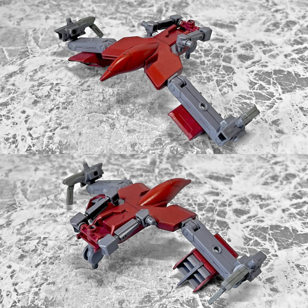 ・小型支援メカ「Re-Bird」アリシアがもう一度、火星の空を飛翔する為に作った支援メカ。有人・無人の選択が可能で、有人の場合は装備の運搬だけでなく戦闘も行える。