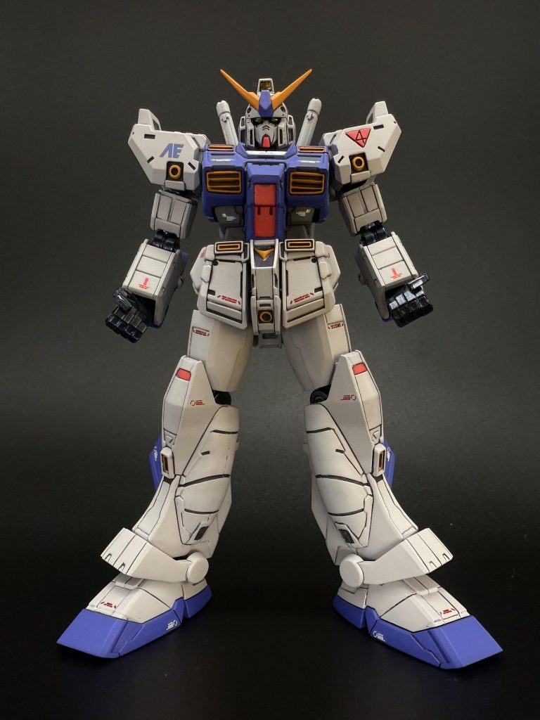 Gフレームシリーズはその独特なディティールアレンジが魅力です。今回は表面処理、スジボリ、塗装を行うことで製品の魅力を最大限引き出せればと思い製作。せっかくなので、デカールも使用して仕上げました。