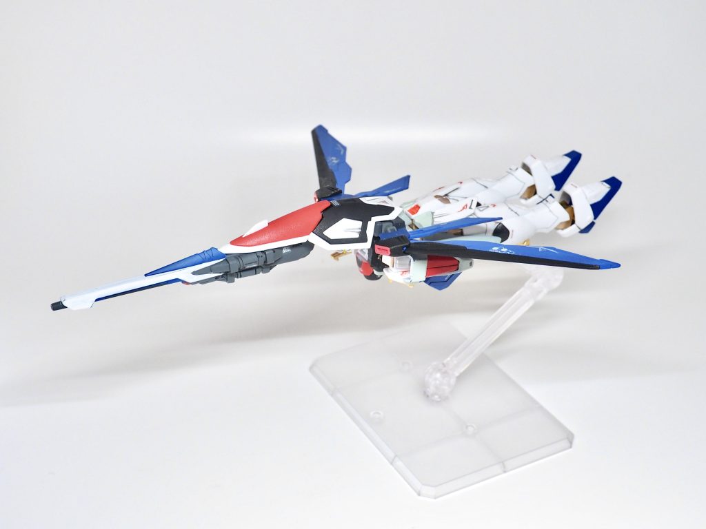 最後はバード形態へ変形ライフリで似たような変形をするので、バード形態も違和感ないですね（笑）ここまでご覧頂きありがとうございました♪↓制作工程にも少し写真を。