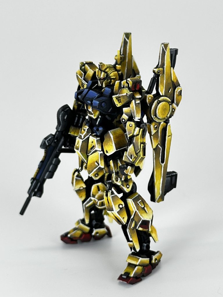 左から エッジ線はルーペ着用で塗りました🔍