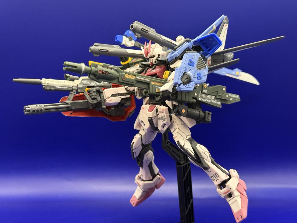 そしてフルバースト!ランチャーの武装も加わって攻撃力はかなりアップしてます!