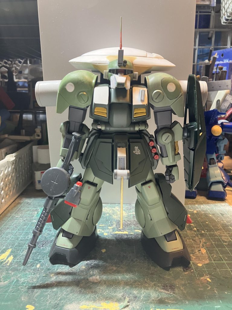 この改造したハイザックからアイザックに変更するにあたってベースの手直ししつつ、各所改造を進めました