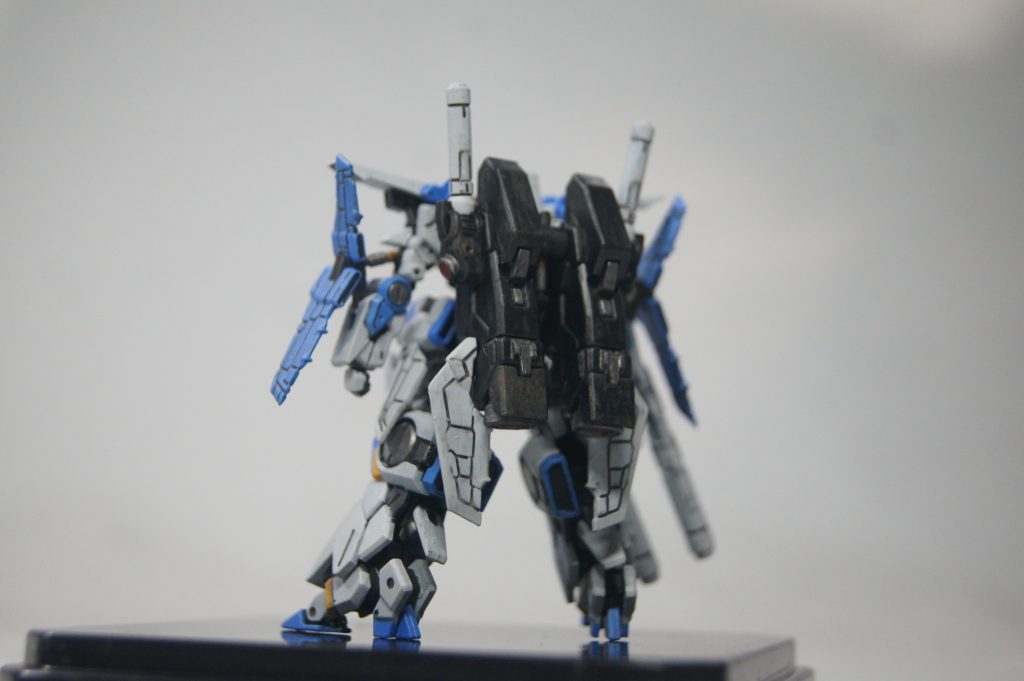 つや消し吹いたら色が……もうそのままです。