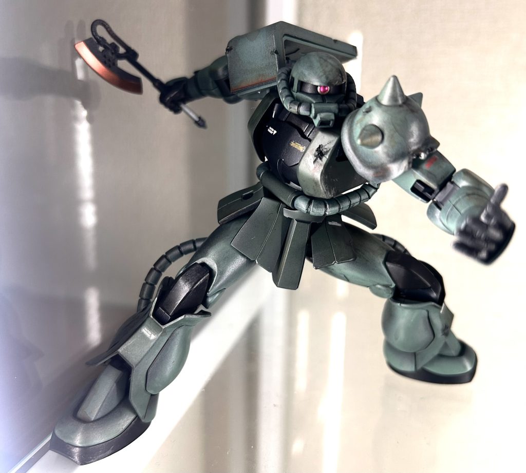 潰してやるから来いよ!と煽るザクさん絶対小物が乗ってる笑