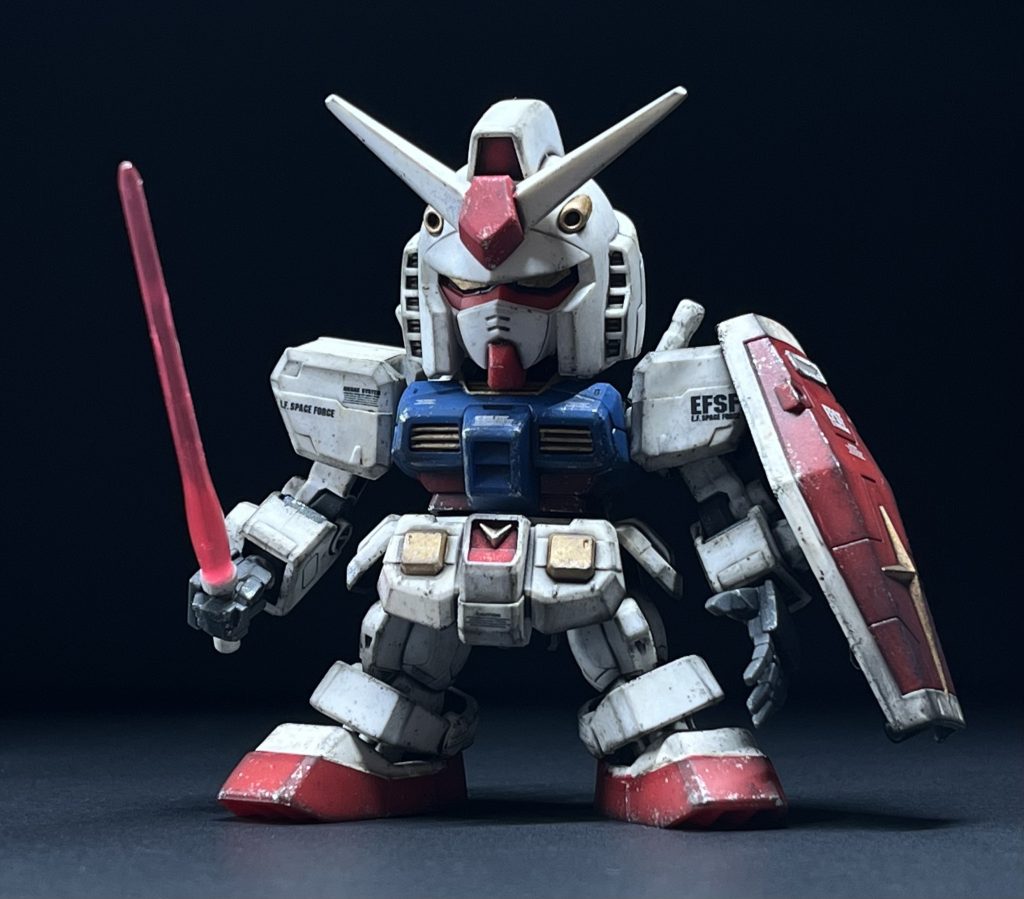 今までRGやHGを作ったことはありましたが、SDは初めてです