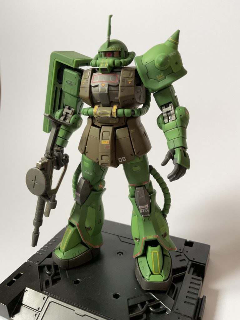 リアルタイプRG集めててコレがなくてどーすんねんって思いで、不本意ながらもプレ値で購入しました(そこまでエゲツない価格設定ではなかったです)