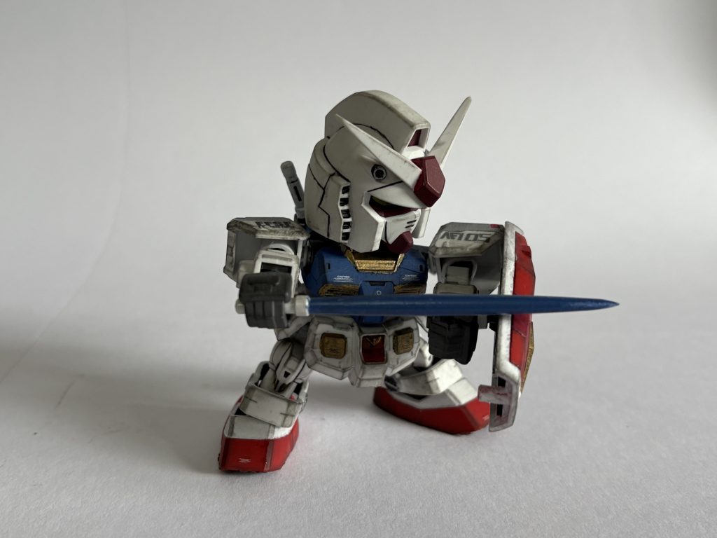 横から色はエアリアル改修型ブルーが好きなので、何処かに一色使う様にしてます