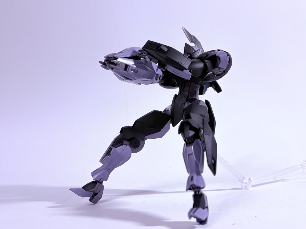 右手武器とかロマンの塊ですね狭すぎる。視野も、思想も力がなければ、理不尽な平和は崩せない！ミカエリスでした。ありがとうございます   