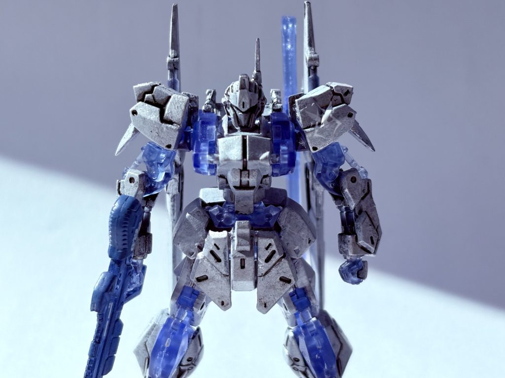 本当にこのシリーズはハズレがないですよね世界観関係なく余ったデカールをペタペタと貼っています