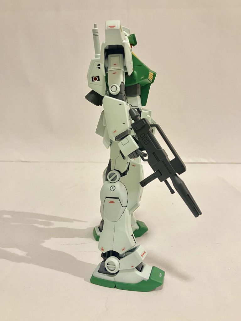 ジム系に使われているビームライフルに変更今回はジムⅢのライフルを使用