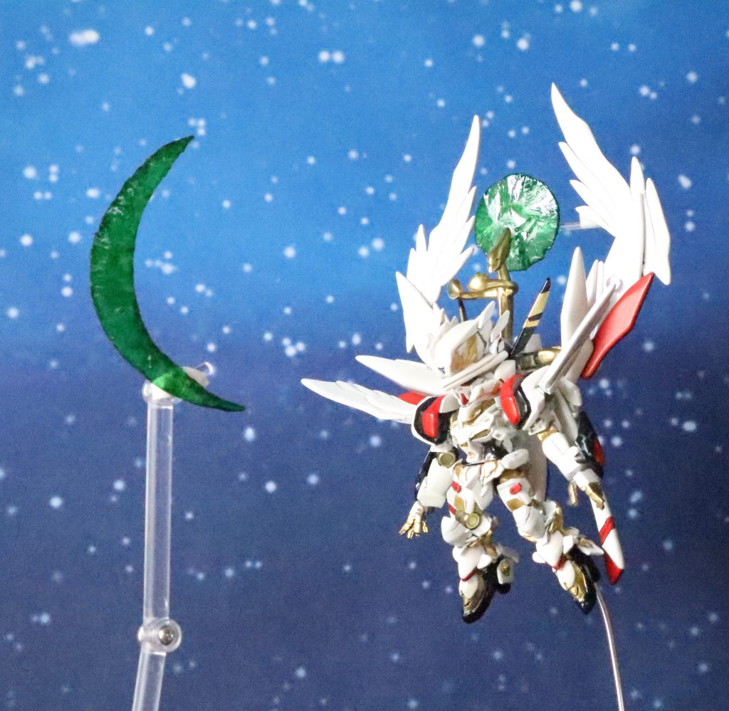 天光輪 (アメノコウリン)透明のプラ板を超音波カッターで削って作成しました。