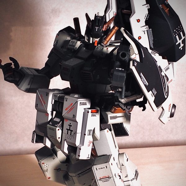ガンダムTR-1［アドバンスド・ヘイズル］・ガンプラ改造作品