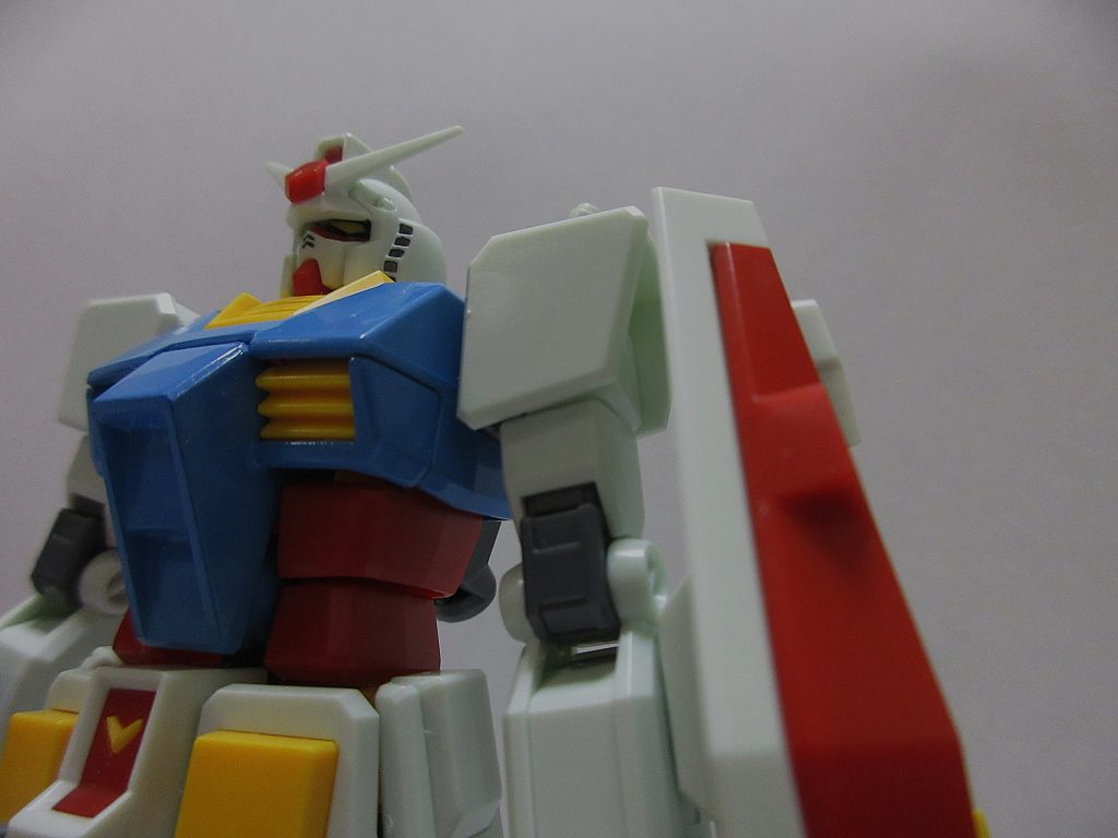 GUNDAM–4枚目/制作者：イケハラ・ゴロウ