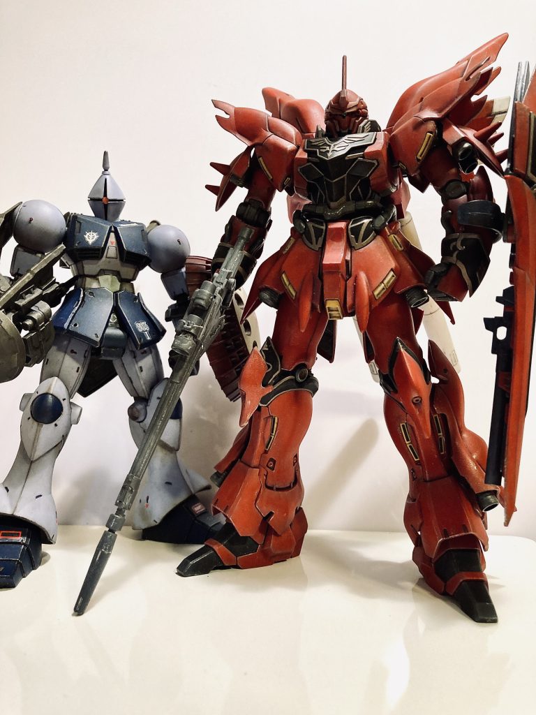 しかし1/144SCALEとは思えない巨大感！以前投稿したギャンと比べても大きい‼️