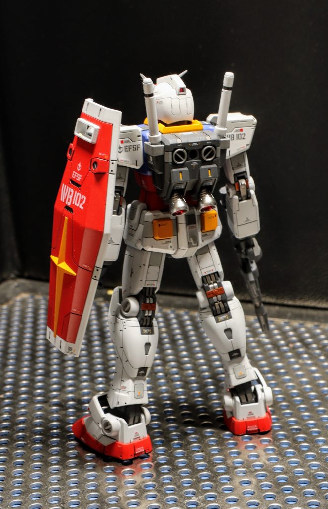 デカールはRGのver.2.0を貼ってます。